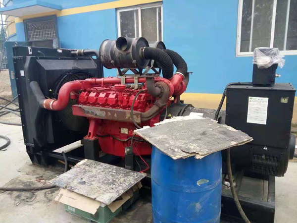 大名关于柴油发电机组水箱污垢的产生与清理
