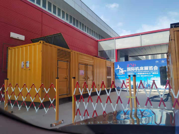 大名发电车出租-发电机无电压或电压太低怎么办？