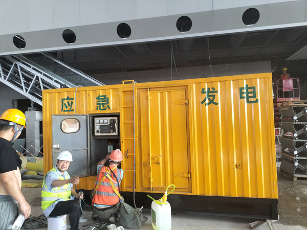 大名怎样判断空气滤清器是否需要更换？